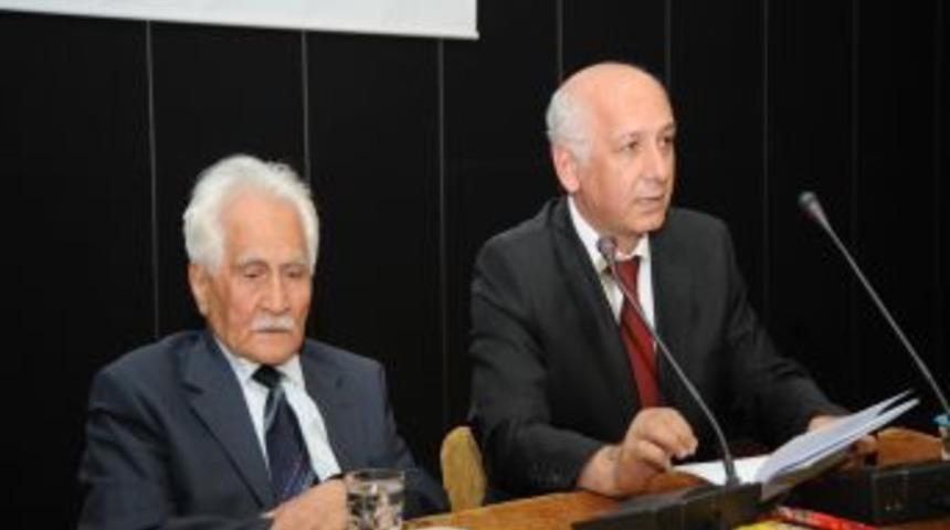 Karako&ccedil;, &Uuml;niversite &Ouml;ğrencileriyle Buluştu