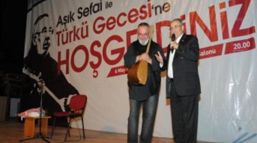 Ozan Aşık Sefai&rsquo;den t&uuml;rk&uuml;lerle kardeşlik mesajı