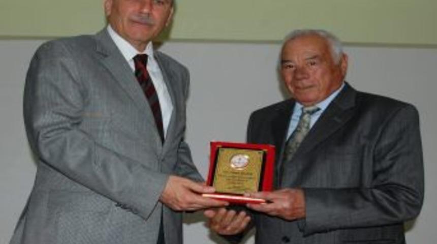 İnci &Uuml;zmez'in Konferans Salonu A&ccedil;ıldı