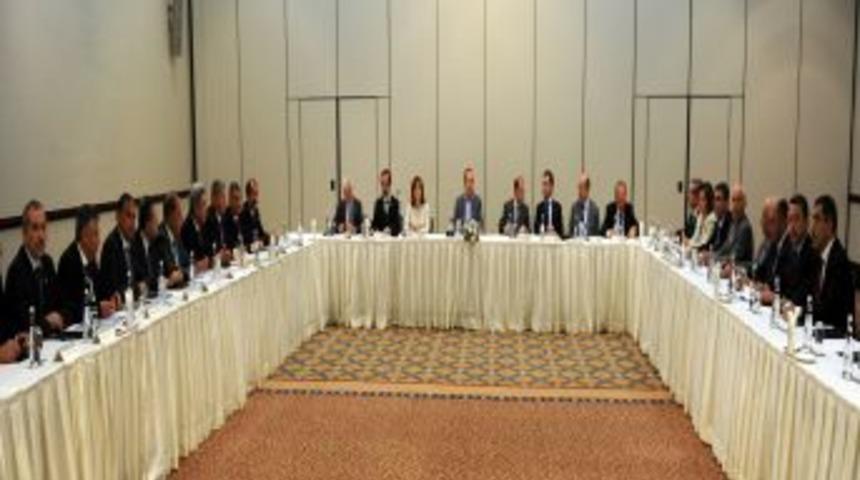 Adana İş D&uuml;nyasının Sorunları Başbakan Erdoğan'a Sunuldu