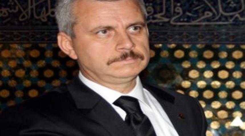 Sarı: Balkanlardaki minarelerin ayakta durması &ccedil;ok &ouml;nemli