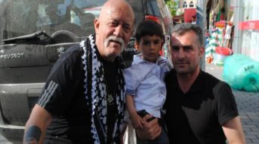 S&uuml;mer Tilma&ccedil;: T&uuml;rk gecesi altında dans&ouml;z oynatmanın k&uuml;lt&uuml;r&uuml;m&uuml;zle bir ilgisi yok