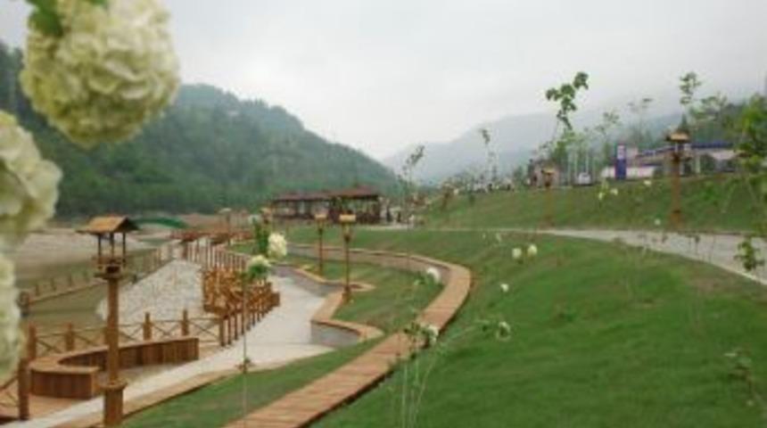Trabzon Solaklı Vadisi, rekreasyon projesi ile mesire alanına d&ouml;n&uuml;ş&uuml;yor