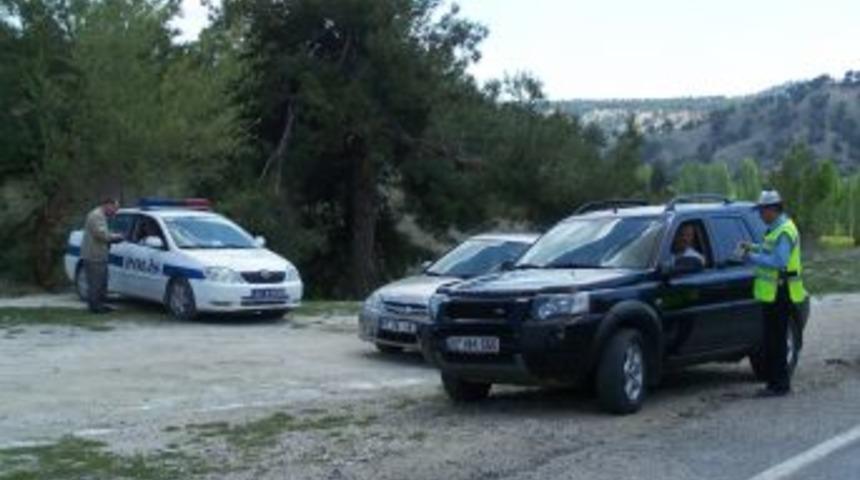 Korkuteli'nde Polisten Radar Ve Tonaj Uygulaması