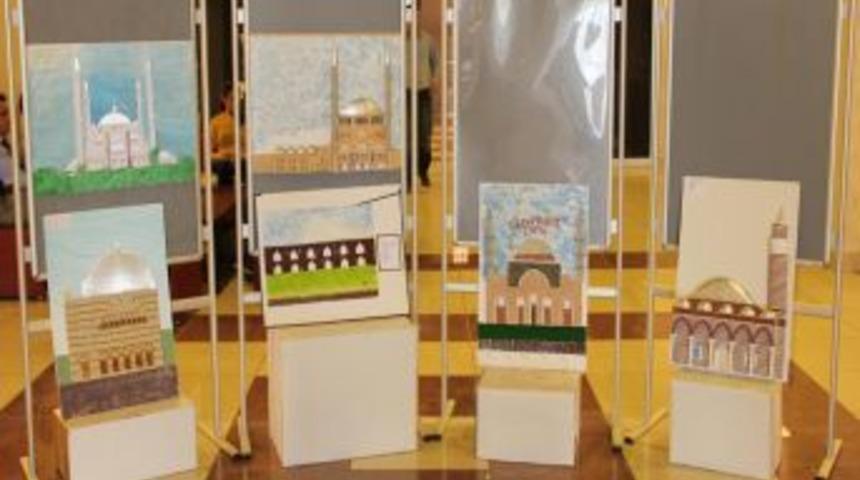 Mimar Sinan&rsquo;ın eserlerini konu alan maket &ccedil;alışmaları sergileniyor
