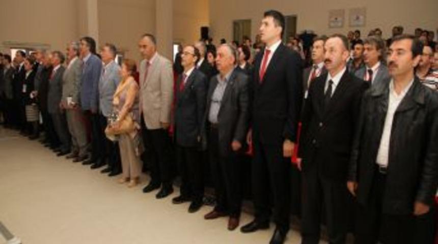 Rte &Uuml;niversitesi'nde Kalp Ve Damar Cerrahisi Sempozyumu