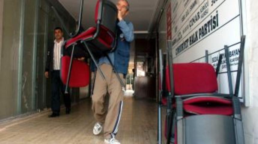 Adana'da Chp'ye 'haciz' Şoku