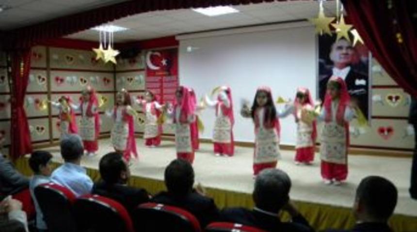 Şehzade Mehmet'te 5. Sınıflara &Ouml;d&uuml;l Yağmuru