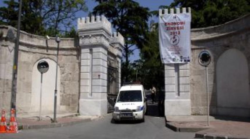 İstanbul Üniversitesi’nde patlama: 3 yaralı