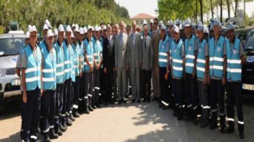 Bursa'da sinekle m&uuml;cadele &ccedil;alışmaları başladı