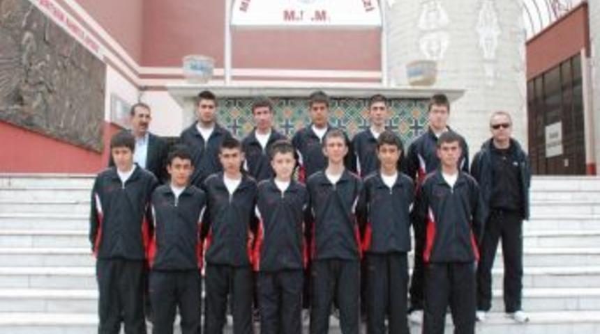 Melikgazi Belediyespor Yıldız Voleybol Takımı T&uuml;rkiye Yarı Finalinde