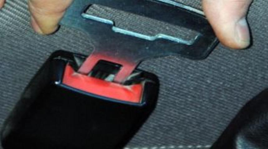 Emniyet kemeri uyarı sinyaline karşı susturucu aparat hediyesi reva&ccedil;ta