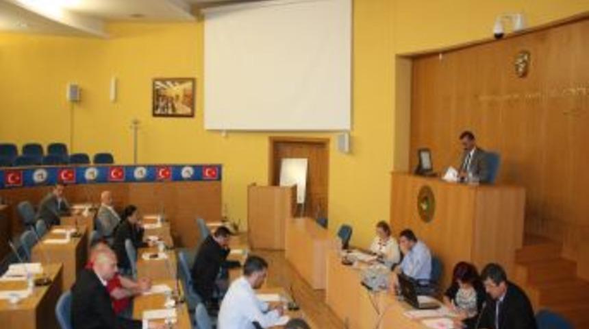 D&uuml;zce Belediye Meclis Toplantısı Yapıldı
