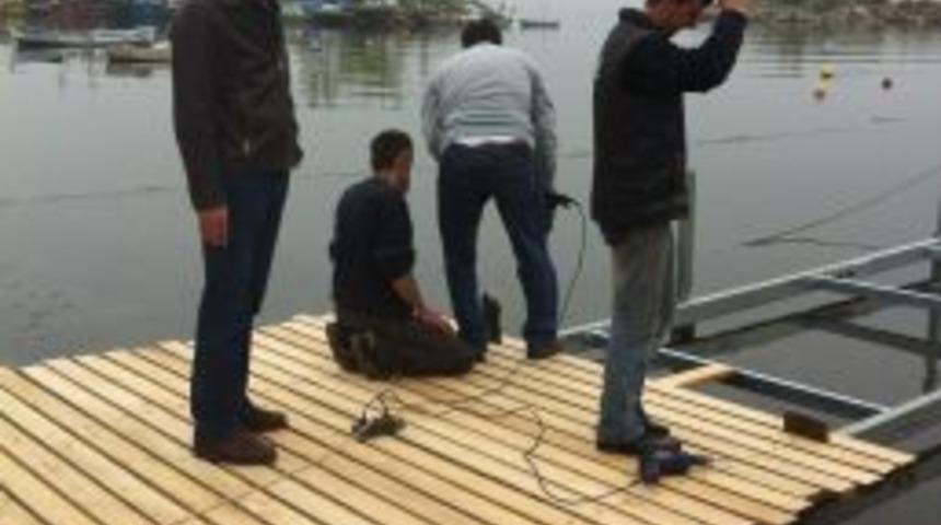 Ak&ccedil;akoca Denizcilik Ve Yelken Kul&uuml;b&uuml; Liman İ&ccedil;erisine Yelken K&ouml;pr&uuml;s&uuml; İnşa Etti