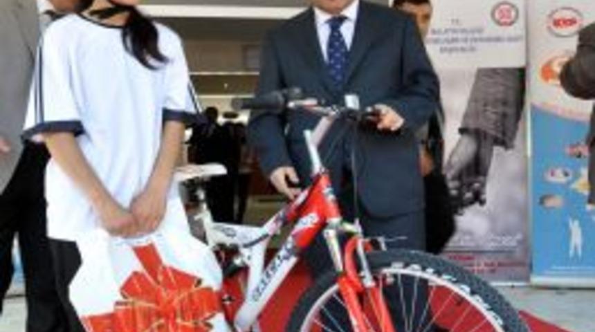 130 &ccedil;ocuk hayata pedal &ccedil;evirdi