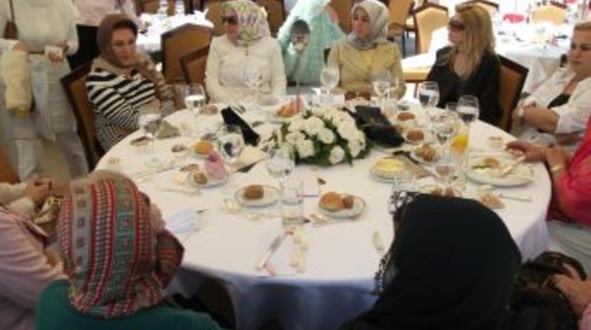 Hayırsever kadınlar, &ouml;ğrenciler i&ccedil;in buluştu