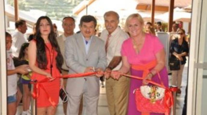 Başak Koleji'nden resim sergisi