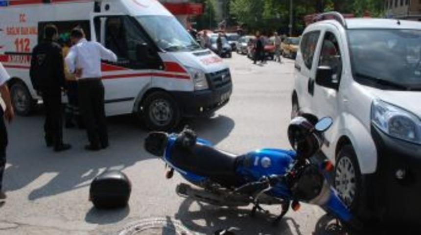 Motosiklet Kazası: 1 Yaralı
