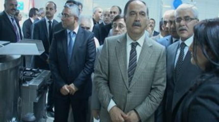 Tıp Merkezinde Yenileme &Ccedil;alışmaları