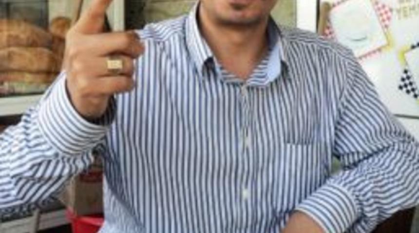 Manyaslı &ccedil;ılgın işadamı 10 bin kişiye 2 saatte ekmek arası k&ouml;fte yedirecek