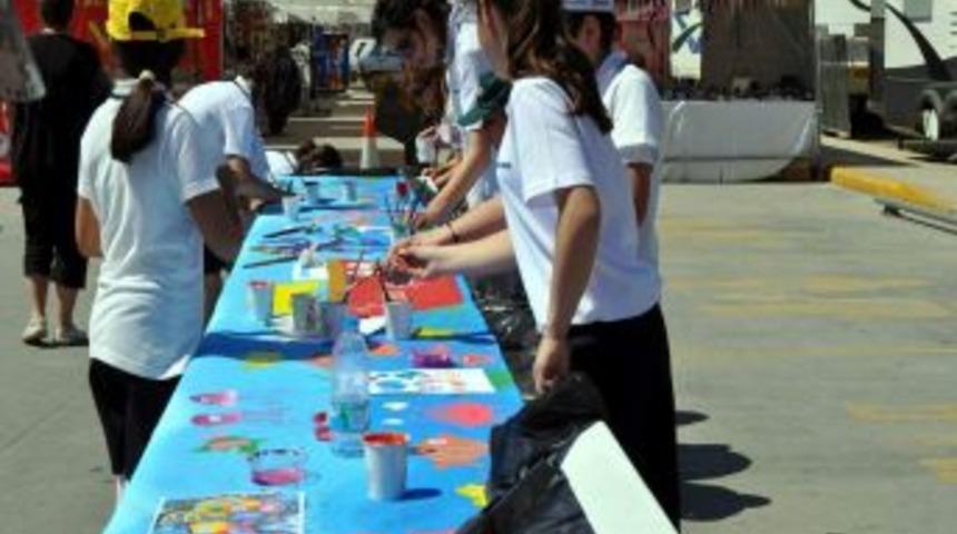 Salihlili &Ouml;ğrencilerden Canlı Performans