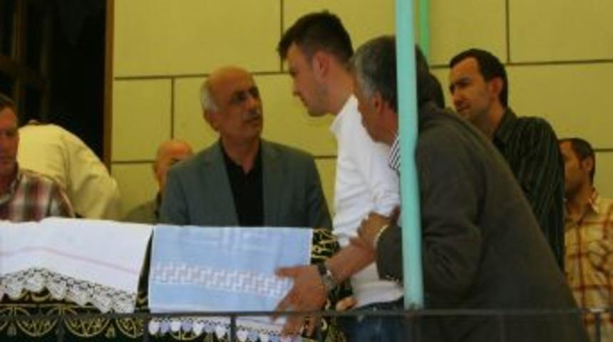 Başkan &Ccedil;elik'ten Annesine Son G&ouml;rev