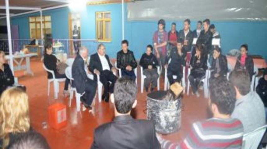 Salim Uslu &Uuml;niversite &Ouml;ğrencileri İle Bir Araya Geldi