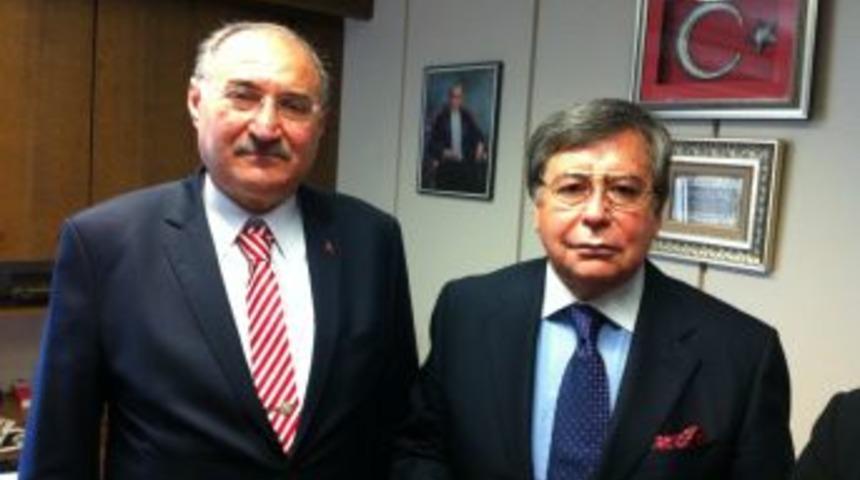 Peru B&uuml;y&uuml;kel&ccedil;isi Carpıo'dan, Adnan Yılmaz'a Nezaket Ziyareti