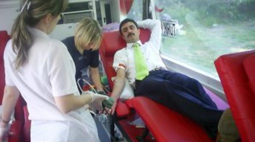 Hem Piknik Yaptılar, Hem Kan Bağışladılar