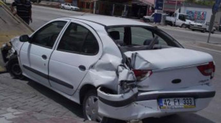 Kulu'da Trafik Kazası: 1 Yaralı