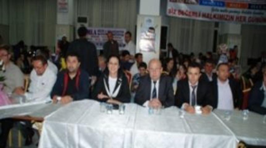 Ak Partili Yemiş&ccedil;i Sinopluların Gecesine Katıldı