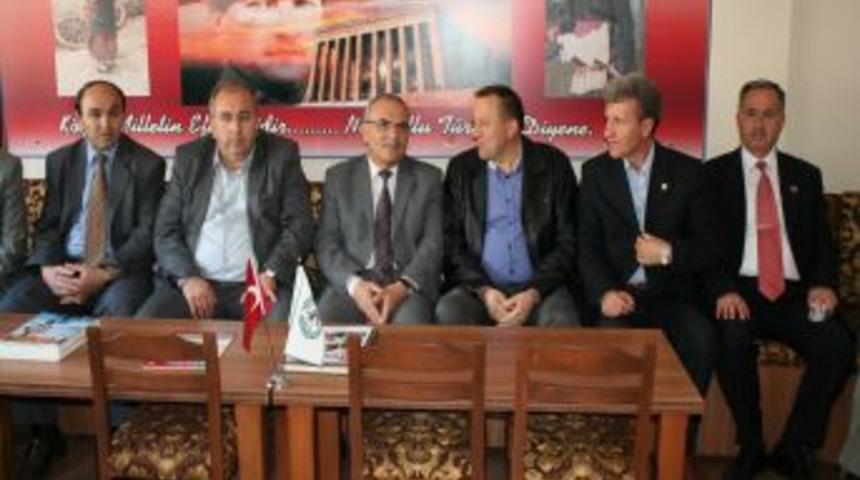 Kadef, Balkan T&uuml;rkleri Derneği'ni Ziyaret Etti