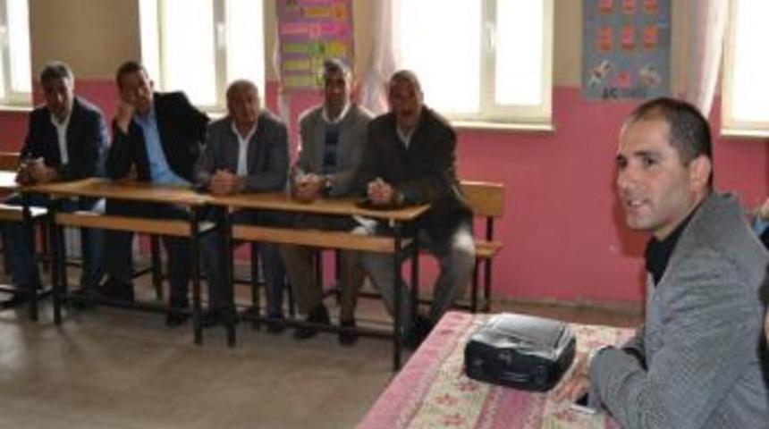 Kaymakam Yılmaz'ın Kızları Okula Kazandırma &Ccedil;abaları