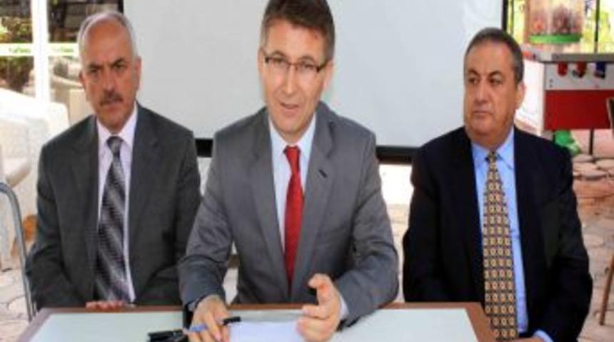 SGK M&uuml;d&uuml;r&uuml; S&uuml;r&uuml;c&uuml;: Sosyal g&uuml;venlik bilincini aşılamak istiyoruz