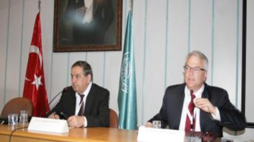 ABD Kongresi eski &uuml;yesi McMahon: ABD siyasetini yerel siyasi &ccedil;ıkarlar belirliyor