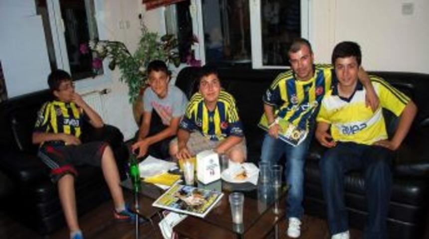 Salihli'de Fenerbah&ccedil;eliler Derneği Kongresi Yapıldı