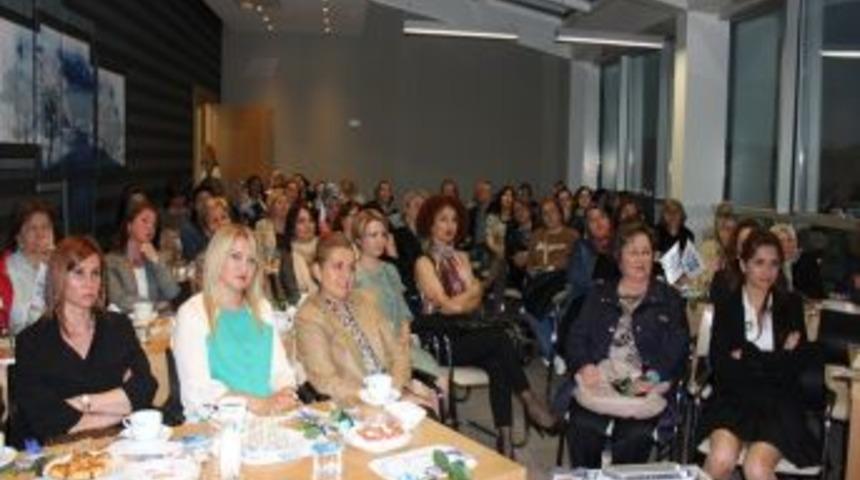 Kadınlara 'estetik-Kozmetik-Diyet' Semineri
