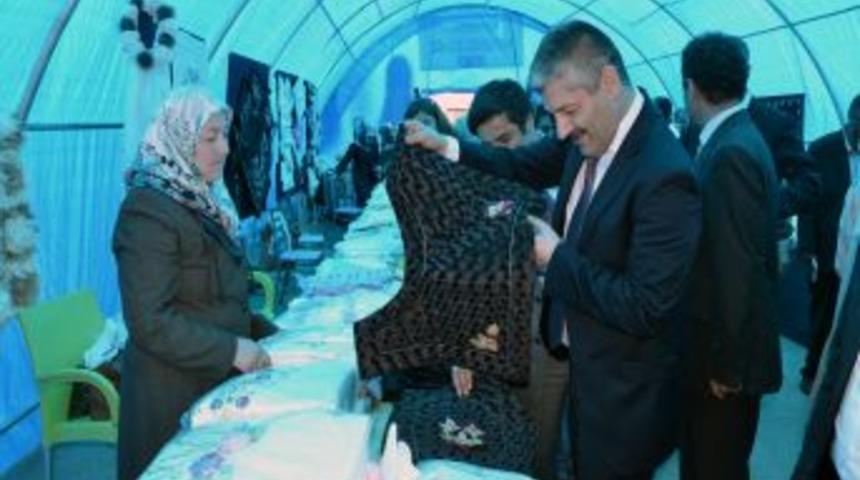 Zonguldaklı kadınlardan eğitim yararına kermes