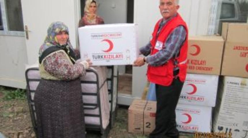 T&uuml;rk Kızılayından Yangınzede Yardım Eli