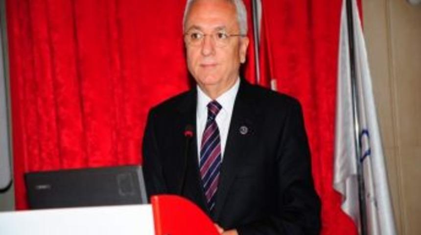 De&uuml; Uluslar Arası Kadın Konferansı Başladı