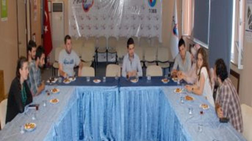 Ziraat &Ouml;ğrencilerine Tarımsal Yayım Ve Haberleşme Eğitimi