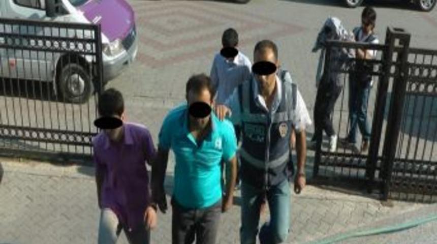 20 Bin Tl'lik Vurgun Yaptılar