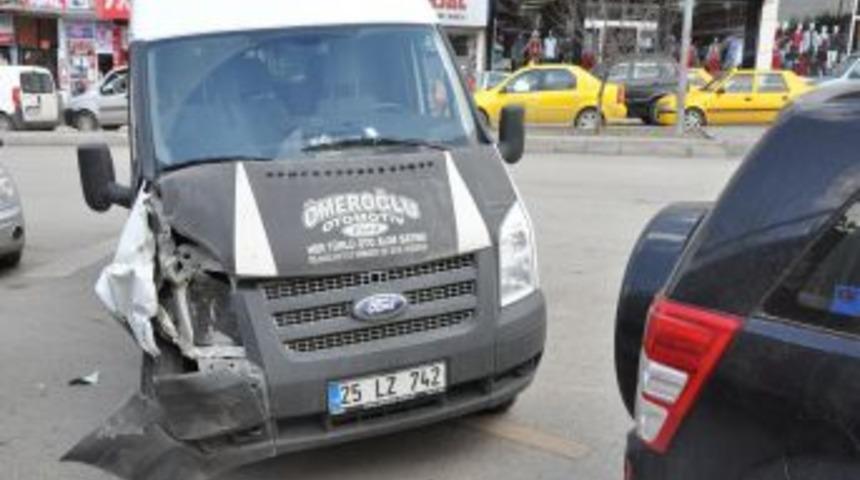 Bosna Caddesinde Zincirleme Kaza