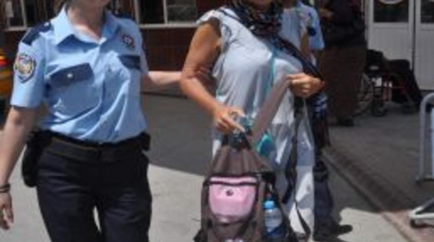 Hırsızlık Zanlısı Alman Turiste Adli Kontrol Cezası