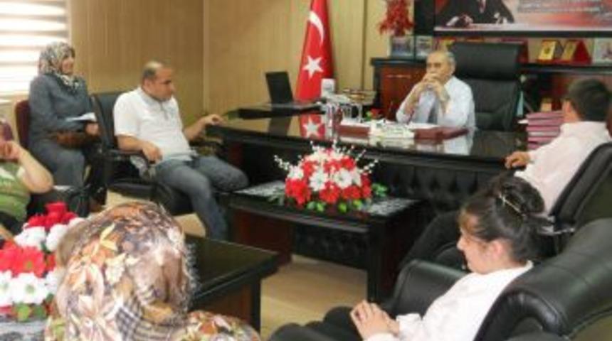 Engelliler, kabartma Kur'an-ı Kerim istedi