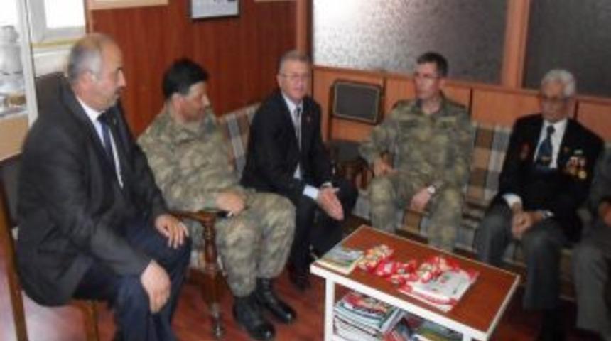 Mehmet G&ouml;ktan Paşa'dan Gazilere Ziyaret