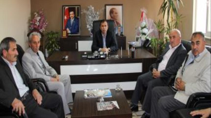 Meslek &Ouml;rg&uuml;tlerinden Ak Parti İl Başkanı Ceylan'a Kutlama Ziyareti