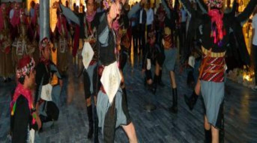Ad&uuml; Aydın'a Baharı Getirdi