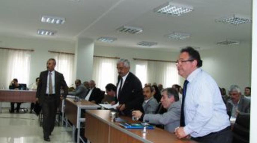 Gemlik Belediye Meclisi'nde Gergin Saatler