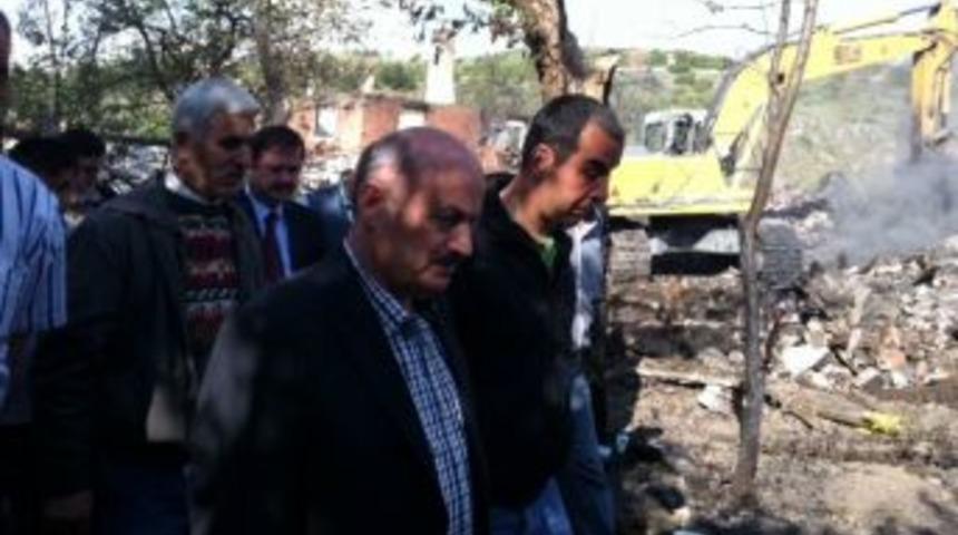 Yangının Yaraları Sarılıyor